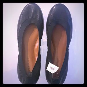Banana Republic Black flats